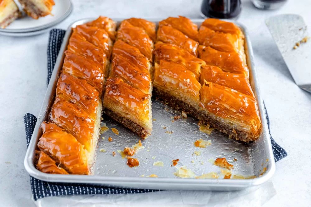 دستور تهیه باقلوا گردویی