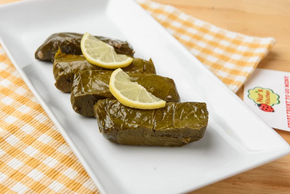 طرز تهیه دلمه برگ مو 