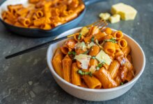 دستور تهیه پاستا ریگاتونی رستورانی و خوشمزه (مرحله به مرحله)