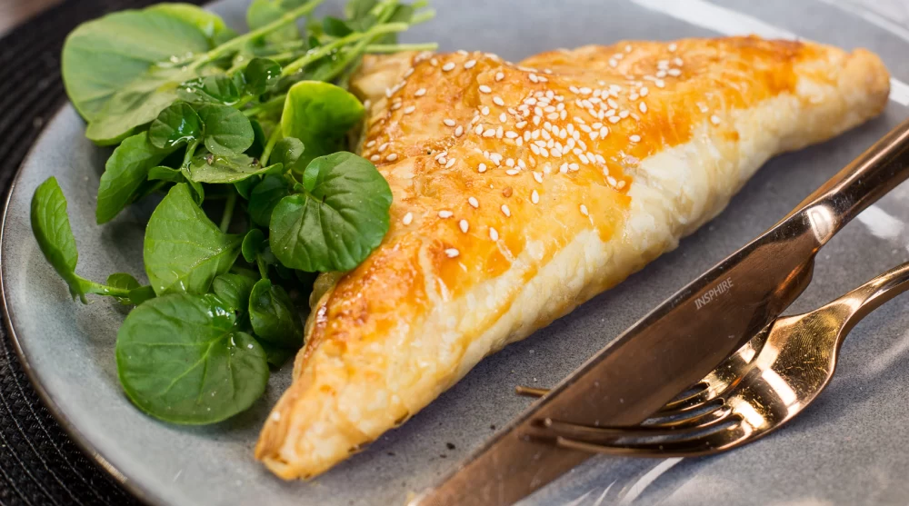 دستور تهیه بورک اسفناج و قارچ