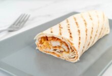 رول سوخاری با نان لواش (مرحله به مرحله)