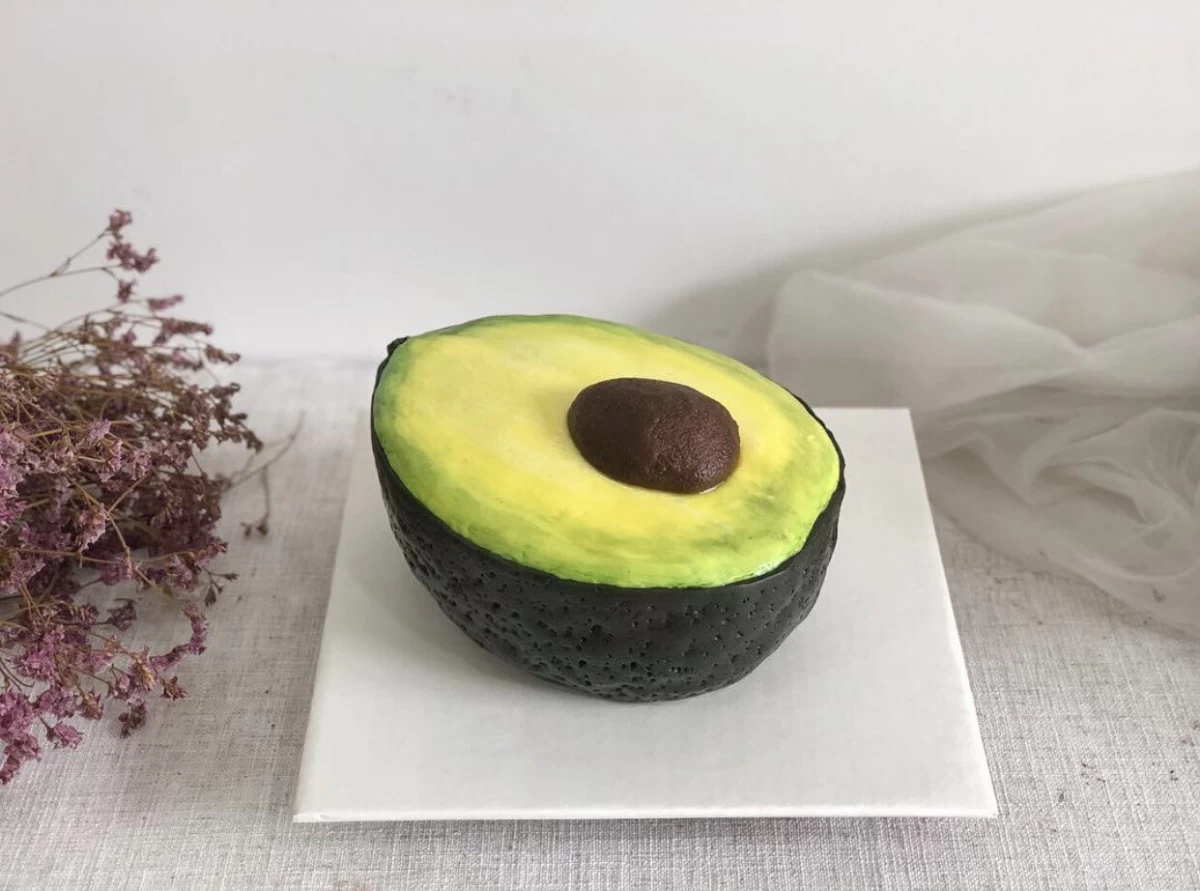 دستور تهیه کیک آووکادو (مرحله به مرحله)