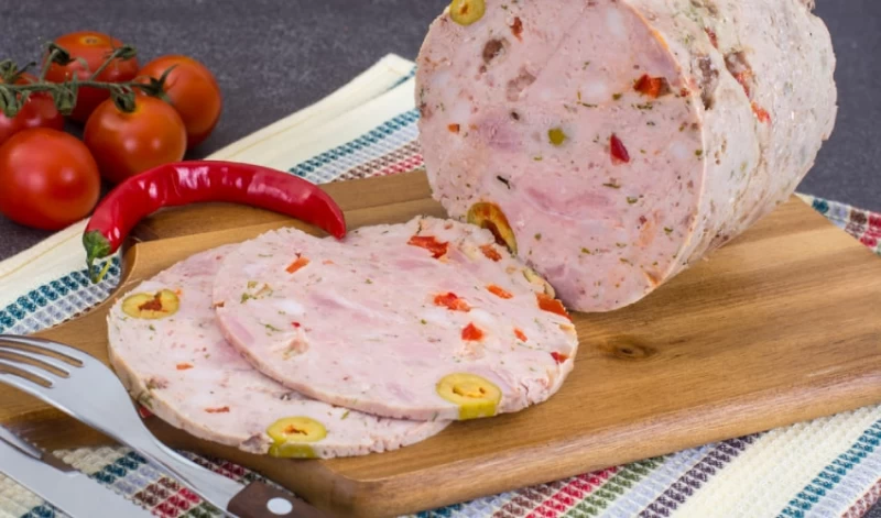 دستور تهیه کالباس خانگی خوشمزه و سالم با روشی ساده