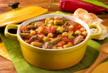 خوراک بامیه و تماته (مرحله به مرحله)