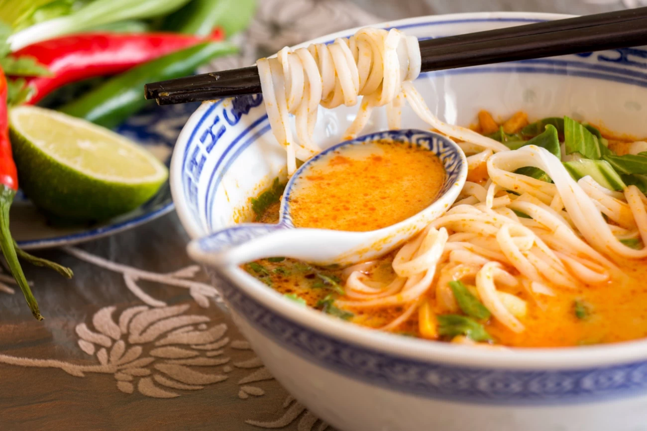 دستور تهیه آش لخشک مشهدی