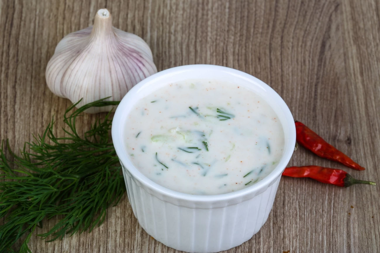 تهیه سس ماست خانگی