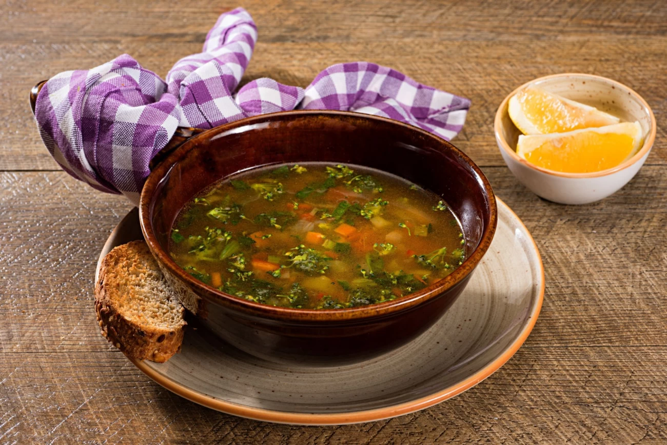 آش سورولی تبریزی آشی سنتی و کاملاً مقوی