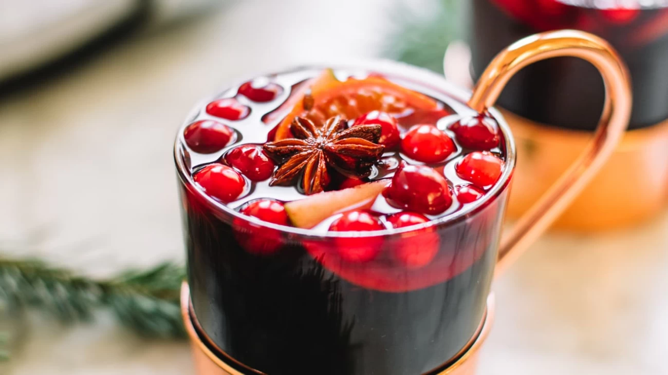 دستور تهیه نوشیدنی خوشمزه اسموتی وانیلی شب یلدا