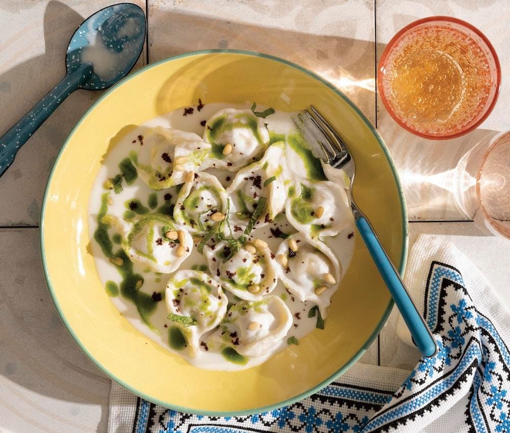 غذای ساده کودکانه، پوره ماست و گیلاس و نعناع (مرحله به مرحله)