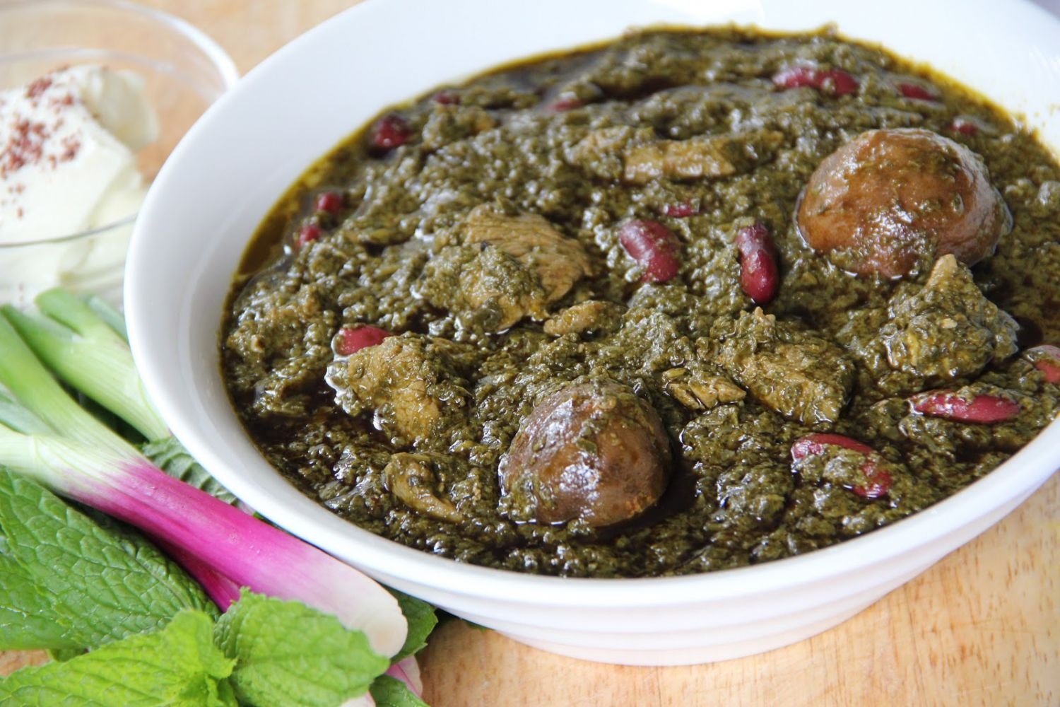 قورمه سبزی رژیمی بدون گوشت