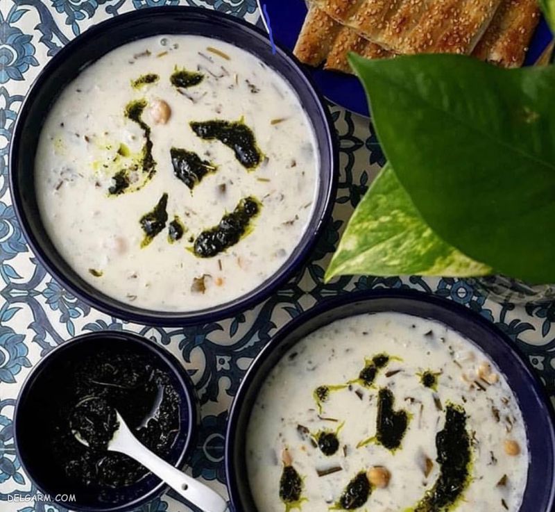 آش دوغ چه ادویه‌هایی لازم دارد