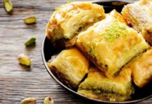 به همین سادگی باقلوای تبریزی درست کنید (مرحله به مرحله)