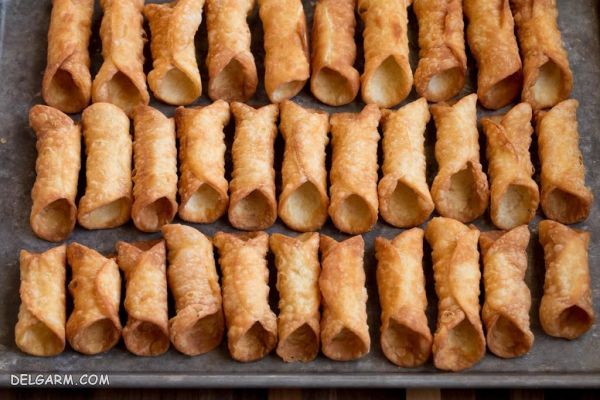 دستور تهیه شیرینی کانولی ایتالیایی