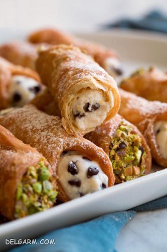 دستور تهیه شیرینی کانولی ایتالیایی