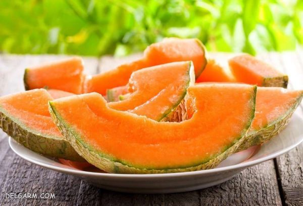 چگونه طالبی را با ژله پر کنیم