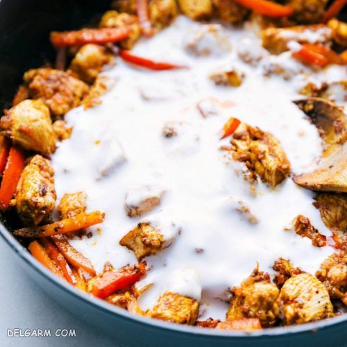 دستور تهیه خورش کاری مرغ و ادویه مخصوص آن