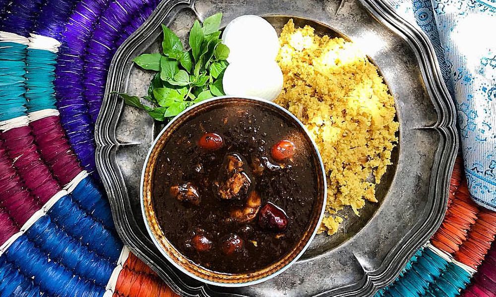 سبزی قلیه میگو و خواص آن + فوت و فن های پخت قلیه میگو (مرحله به مرحله) سبزی قلیه میگو و خواص آن + فوت و فن های پخت قلیه میگو (مرحله به مرحله)