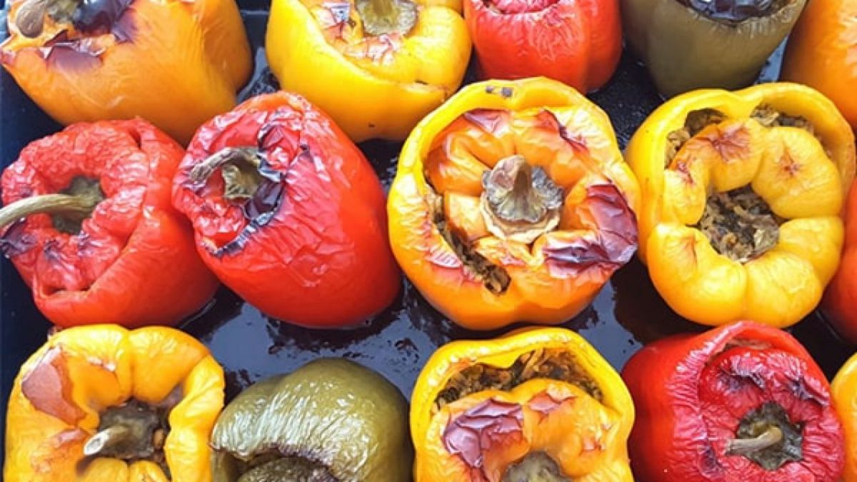 آشنایی با سبزی دلمه فلفل دلمه ای با عطر و طعم فوق العاده (مرحله به مرحله) آشنایی با سبزی دلمه فلفل دلمه ای با عطر و طعم فوق العاده (مرحله به مرحله)