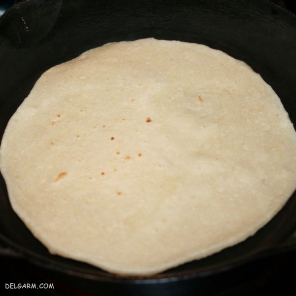 دستور تهیه تصویری جهت تهیه ۴ مدل نان مسطح با خمیرترش