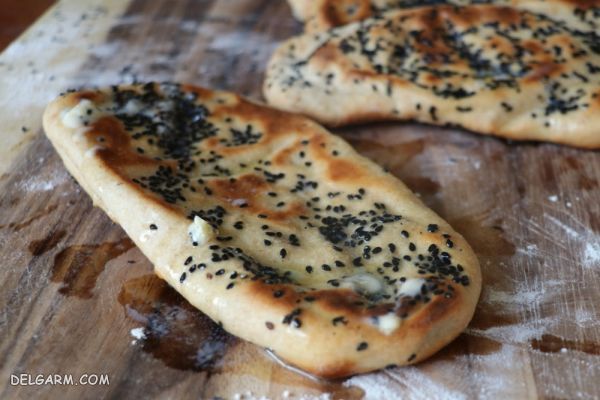 دستور تهیه تصویری جهت تهیه ۴ مدل نان مسطح با خمیرترش
