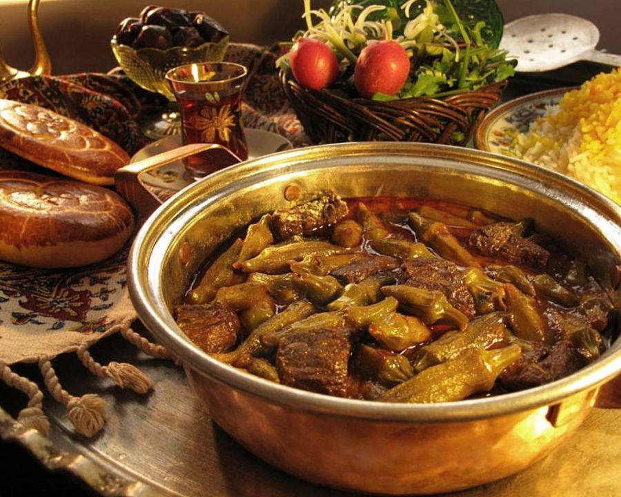 ۴ روش متفاوت و عالی جهت تهیه خورش بامیه سنتی (مرحله به مرحله)
