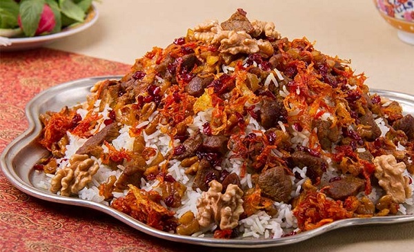گردو پلو | ۴ مرحله برای تهیه گردو پلو پر خاصیت (مرحله به مرحله)