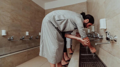 تعبیر خواب وضو گرفتن 💧 (کامل و رایگان | از نظر معبران و موضوعات مختلف)