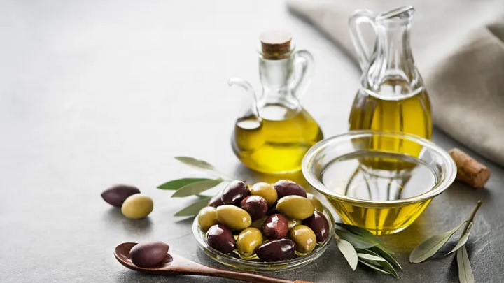 رسپی نحوه روغن گیری زیتون در خانه؛ تازه و ارگانیک