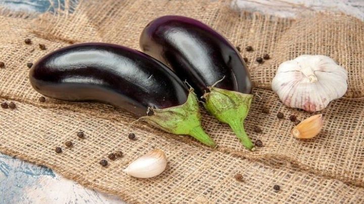 از کجا بفهمیم بادمجان خراب شده است؟