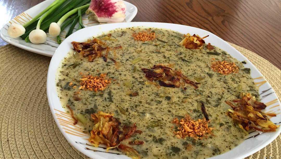 دستور تهیه آش گوشت به دو روش مختلف (مرحله به مرحله)