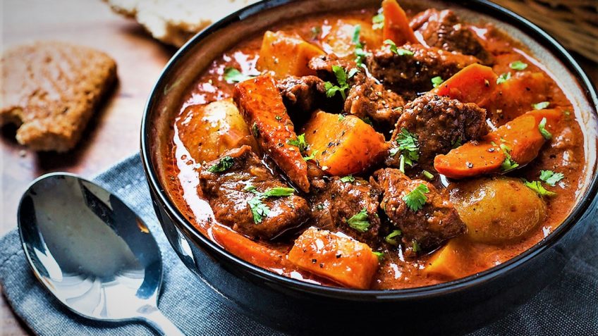 دستور تهیه خورش هویج تبریزی (یرکوکی خوروشی) (مرحله به مرحله) دستور تهیه خورش هویج تبریزی (یرکوکی خوروشی) (مرحله به مرحله)