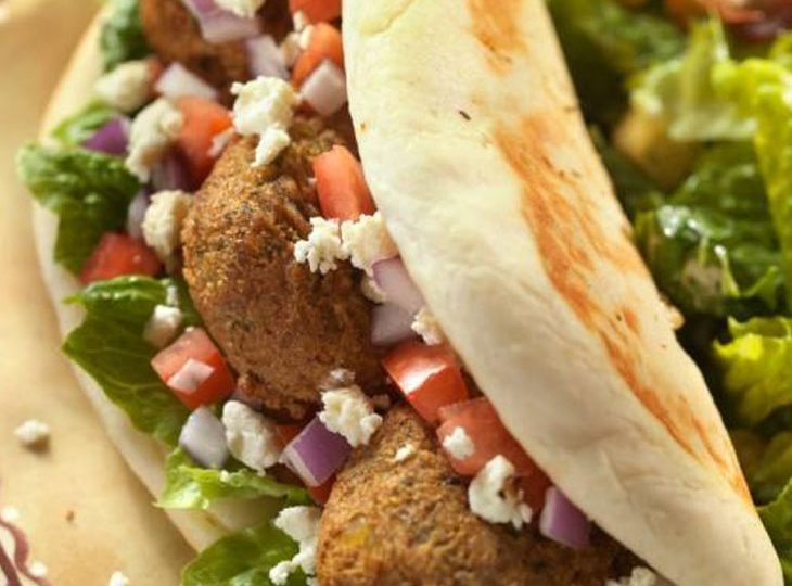 دستور تهیه فلافل مدیترانه ای خوشمزه و مقوی (مرحله به مرحله)