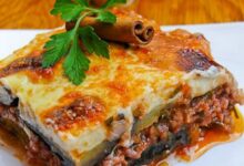 دستور تهیه موساکا غذای محبوب یونانی (مرحله به مرحله)