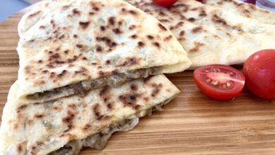 دستور تهیه و تهیه آسان گزلمه غذای ترکی خوشمزه با بادمجان (مرحله به مرحله)