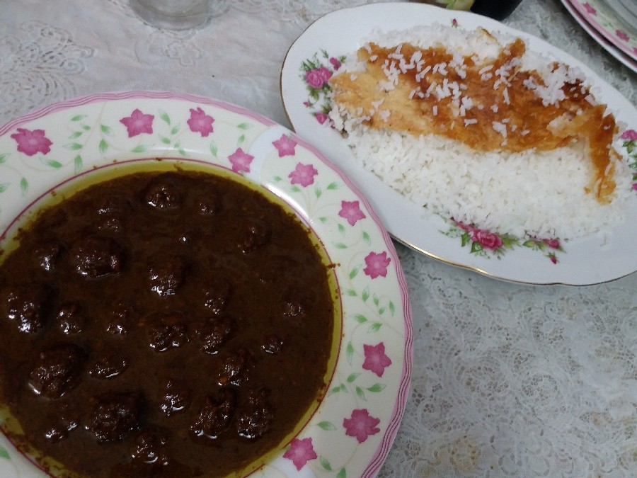 دستور تهیه کوفته فسنجان با طعم ملس (مرحله به مرحله) دستور تهیه کوفته فسنجان با طعم ملس (مرحله به مرحله)