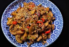 دستور تهیه ی خوراک بادمجان با گوجه یک شام سبک (مرحله به مرحله)