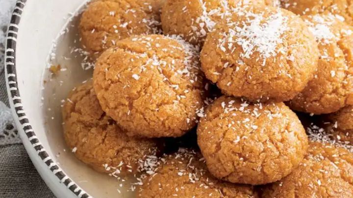رسپی تاتلی نارگیلی به روش ترکیه‌ای؛ مناسب شب‌نشینی یلدا