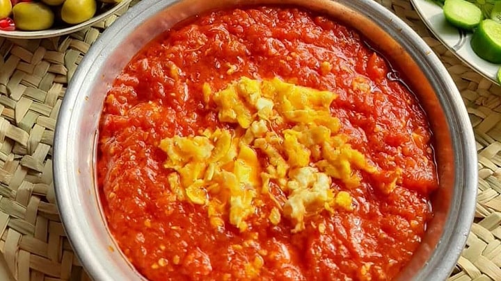 رسپی خورشت پامادور؛ ساده، سریع و خوشمزه!