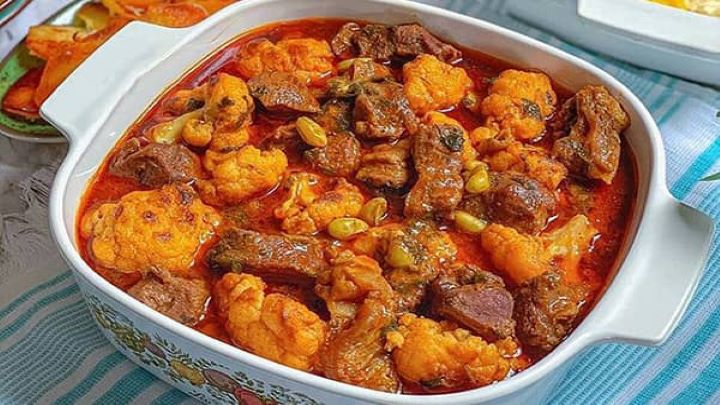 رسپی خورش‌ گل‌ کلم‌ و اسفناج‌؛ مغذی و سالم