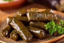 رسپی دلمه برگ مو ترکیه‌ای؛ خوشمزه و مجلسی