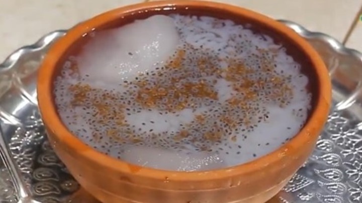 رسپی فالوده یزدی با نشاسته؛ پیشنهادی عالی برای روزهای گرم رسپی فالوده یزدی با نشاسته؛ پیشنهادی عالی برای روزهای گرم