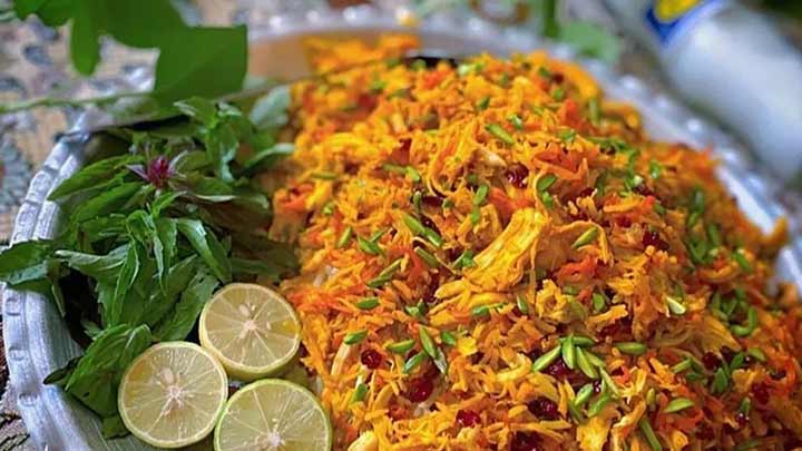 رسپی هویج پلو با مرغ + نکات خوشمزه‌تر شدن