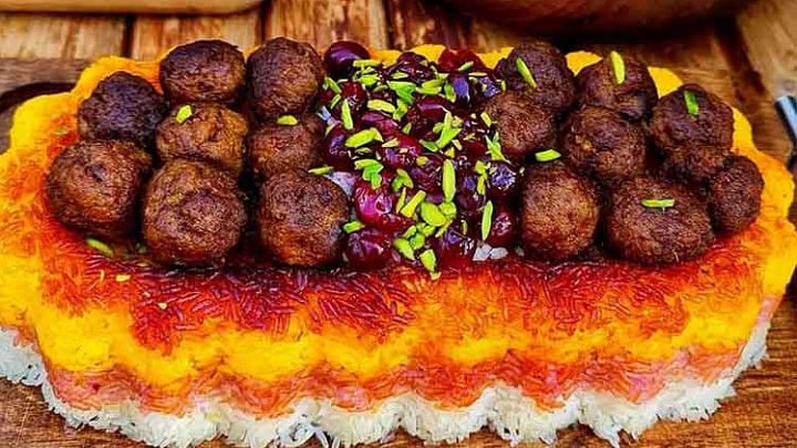 رسپی گیلاس پلو (یک شام تابستانی و مجلسی) رسپی گیلاس پلو (یک شام تابستانی و مجلسی)