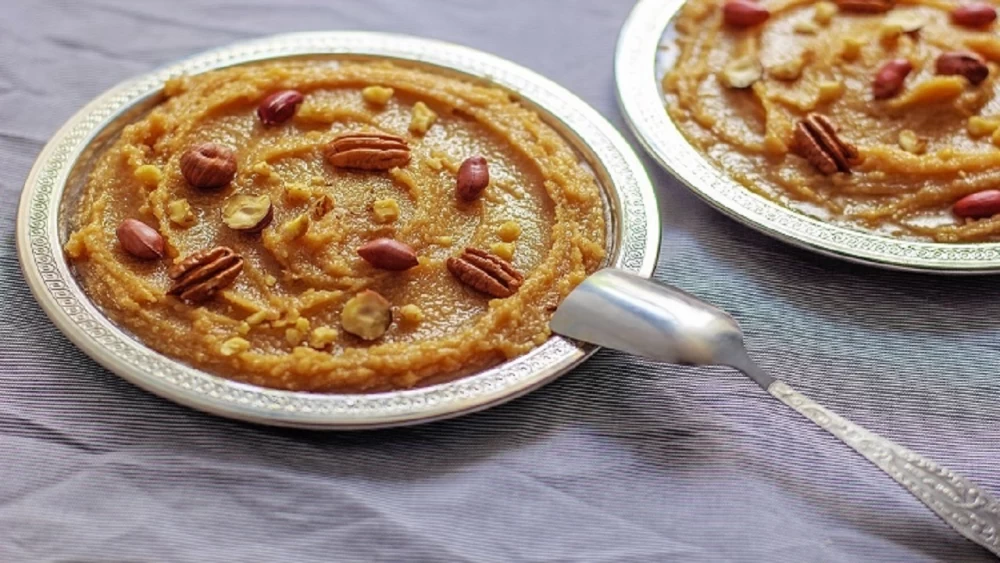 دستور تهیه حلوا قبیت خوزستانی به روش سنتی (مرحله به مرحله) دستور تهیه حلوا قبیت خوزستانی به روش سنتی (مرحله به مرحله)