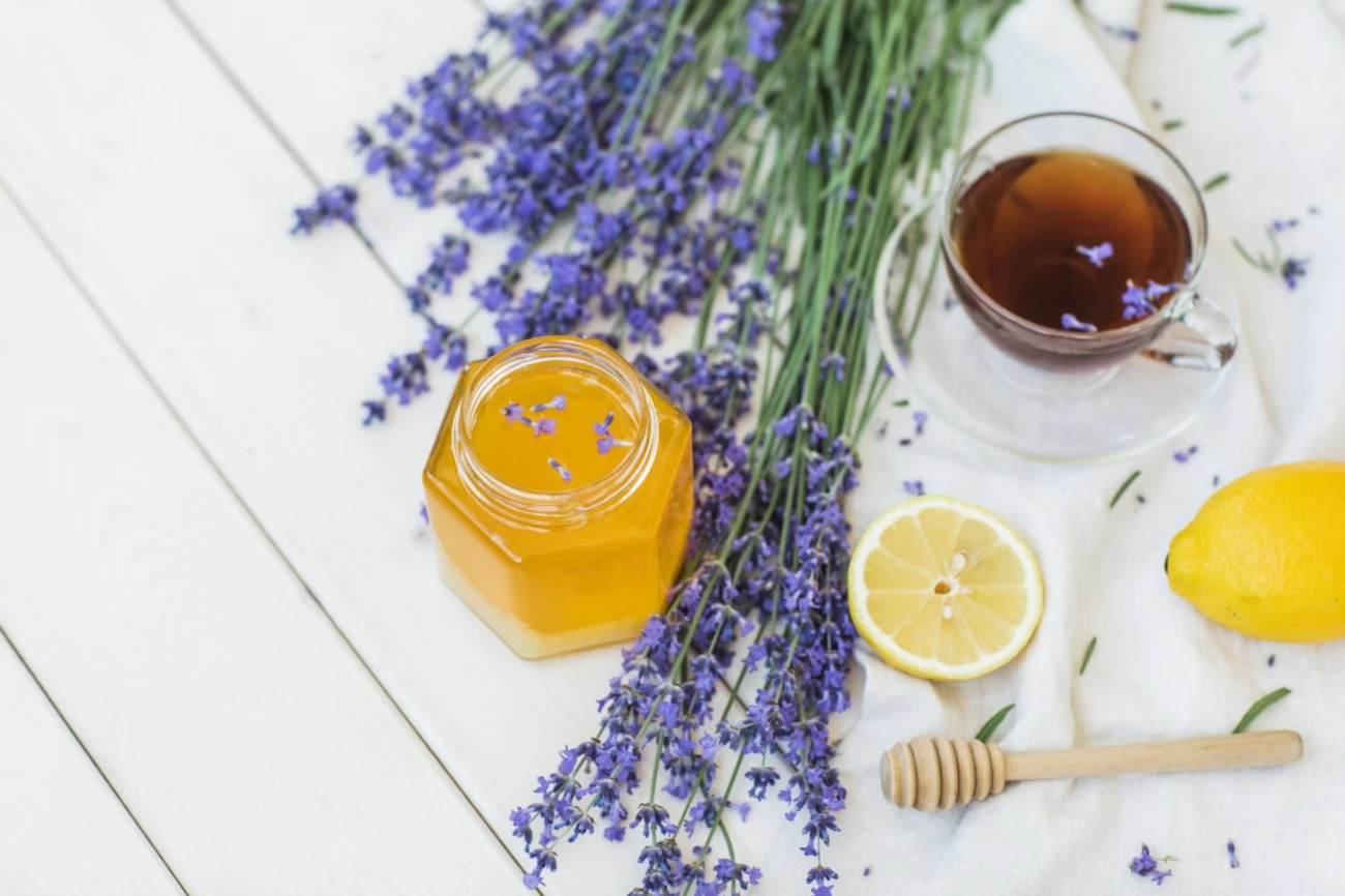دستور تهیه شربت گل ختمی (مرحله به مرحله) دستور تهیه شربت گل ختمی (مرحله به مرحله)