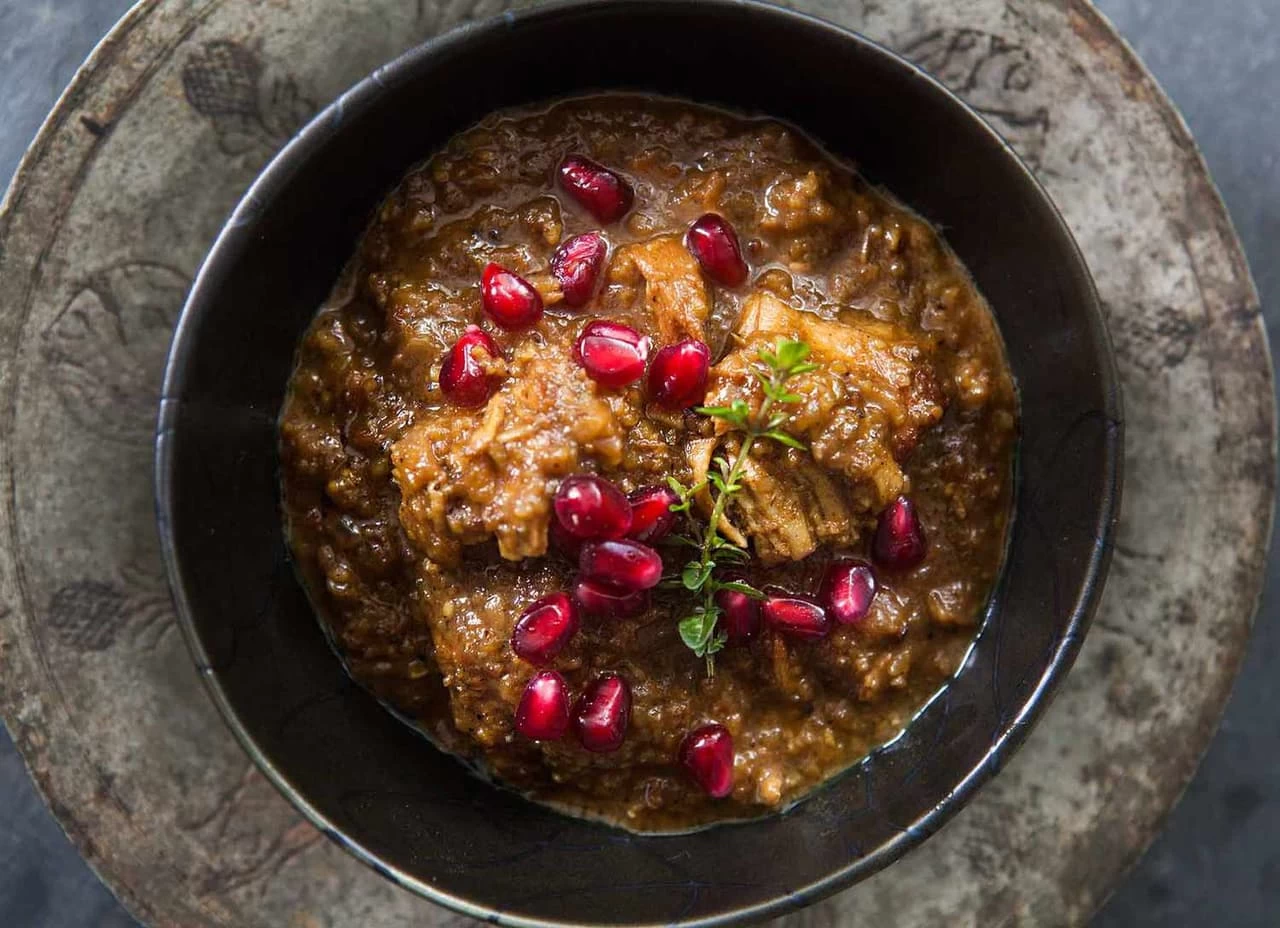 دستور تهیه فسنجان گیلانی (مرحله به مرحله) دستور تهیه فسنجان گیلانی (مرحله به مرحله)