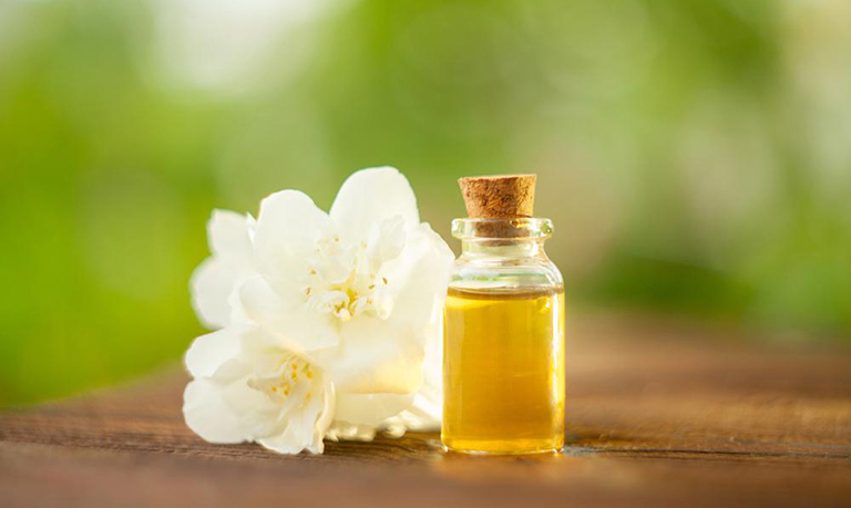 طبع عرق بهار نارنج سرد است یا گرم؟ طبع عرق بهار نارنج سرد است یا گرم؟