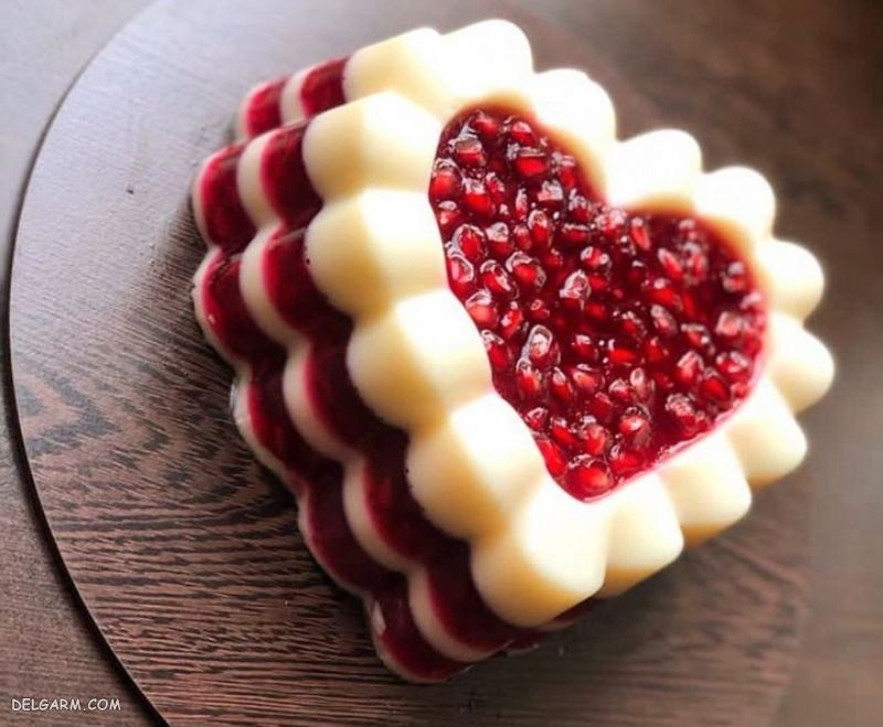 دستور تهیه 3 مدل دسر پاناکوتای انار مخصوص شب یلدا (مرحله به مرحله) دستور تهیه 3 مدل دسر پاناکوتای انار مخصوص شب یلدا (مرحله به مرحله)