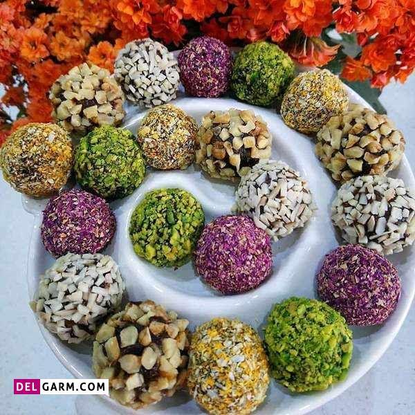 دستور تهیه 5 مدل دسر با خرما برای ماه رمضان (مرحله به مرحله) دستور تهیه 5 مدل دسر با خرما برای ماه رمضان (مرحله به مرحله)