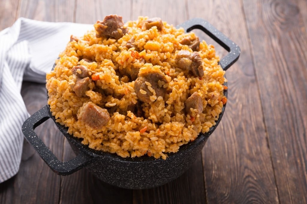 دستور تهیه اسفندی پلو خوشمزه و مجلسی به روش اصیل شیرازی (مرحله به مرحله) دستور تهیه اسفندی پلو خوشمزه و مجلسی به روش اصیل شیرازی (مرحله به مرحله)